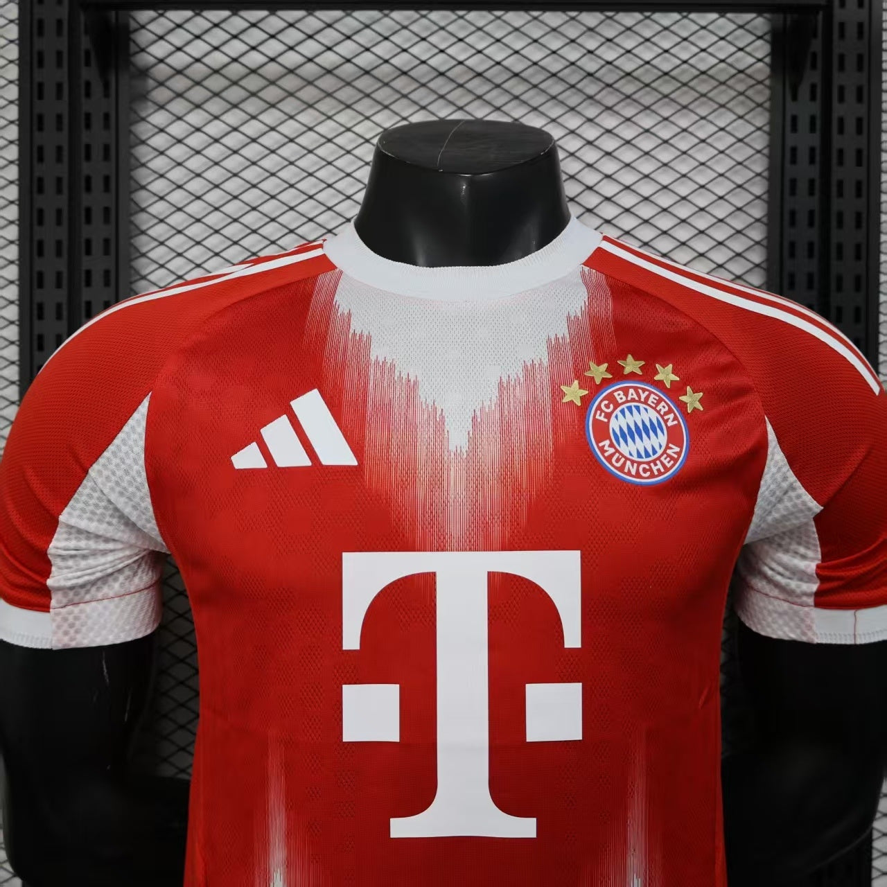 25/26 bayern munich home jersey